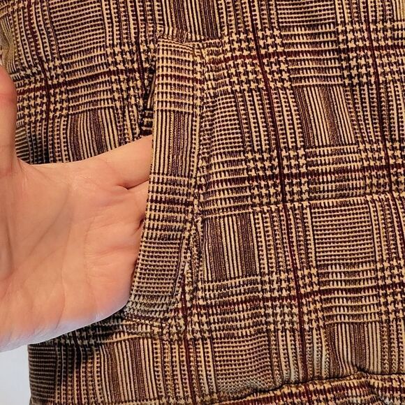 Vanity. Beautiful Vest. Size XL. Faux Fur Hood. Like New! - Picture 6 of 11